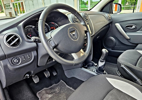 Dacia Sandero Stepway cena 32900 przebieg: 85000, rok produkcji 2016 z Częstochowa małe 191